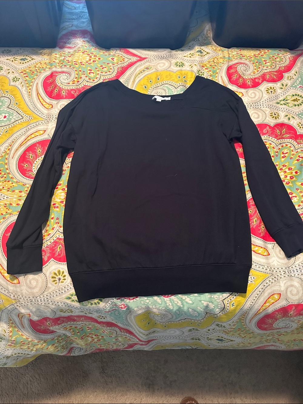 Threads 4 Thought Black Scoop Neck Lightweight Pullover
